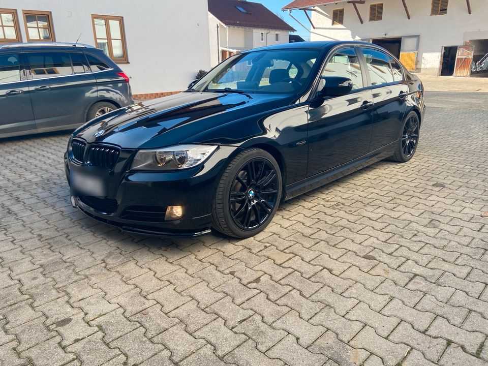 Bmw E90 318i LCI Facelift in Dorfen