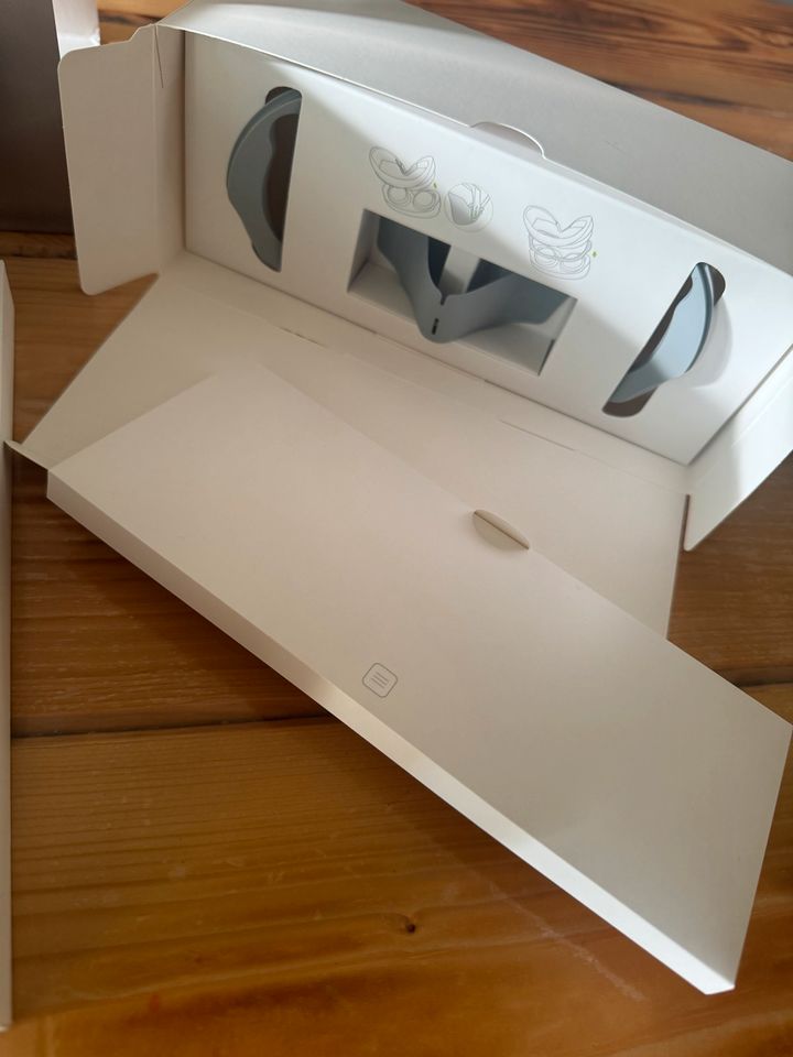 PICO 4 VR Brille virtuell Konsole virtuelles spielen aus 2023 in Bocholt