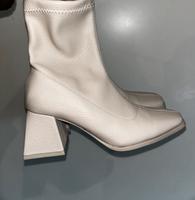 Kurze Stiefel mit Absatz Essen - Essen-Borbeck Vorschau