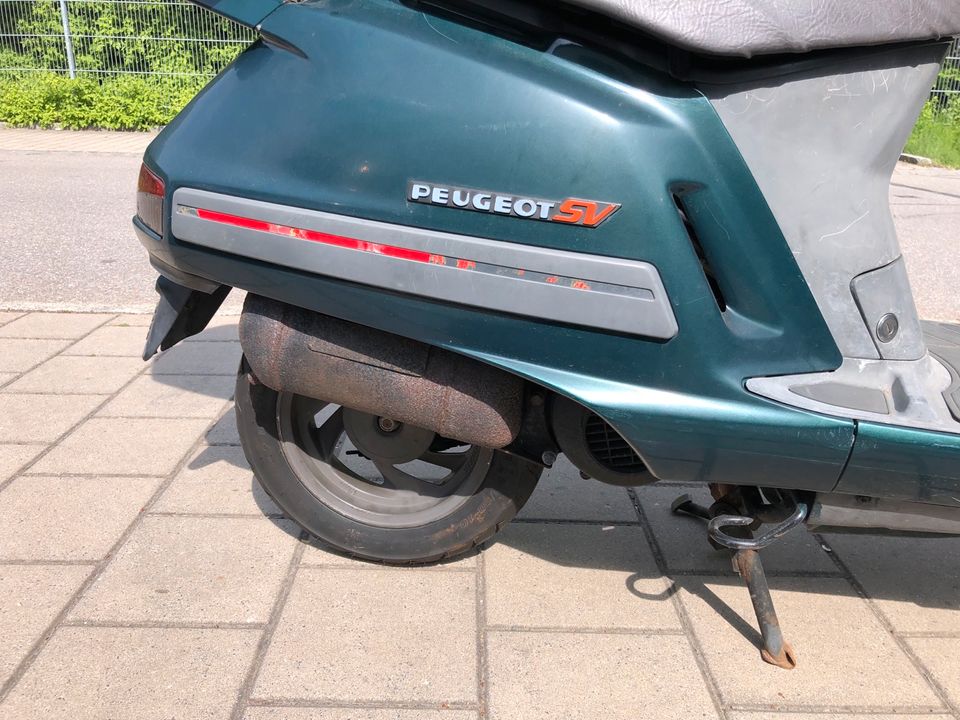 Peugeot SV50 Roller in Regensburg