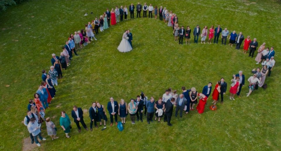 Drohnenflüge Hochzeiten/Events/Geburtstage/Inspektionen/Autos etc in Waxweiler