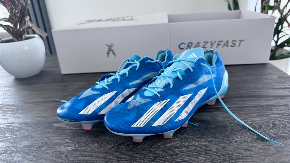 Adidas X Crazyfast + FG inkl Verpackung 42 Fußballschuhe blau in Köln