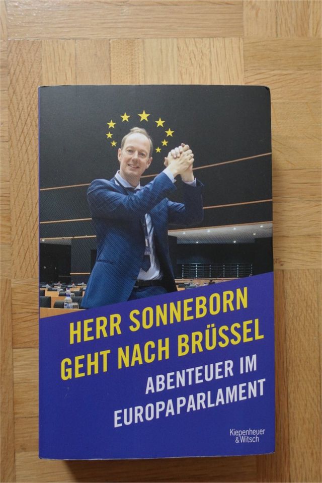 Herr Sonneborn geht nach Brüssel in Berlin