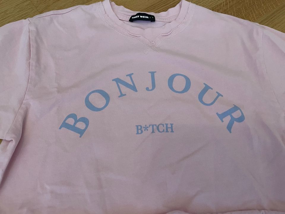 Schönes kurzes rosa T-Shirt von Tally Weijl Bonjour B*tch in Ellwangen (Jagst)