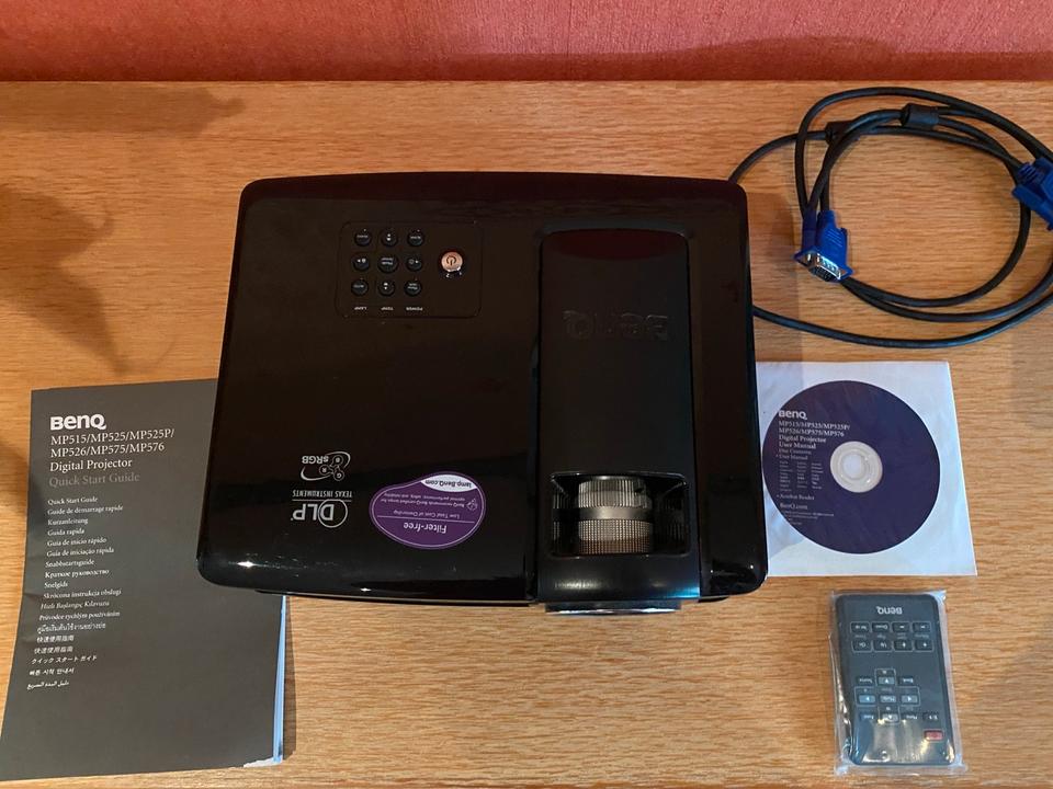 Beamer BenQ MP515 DLP Projektor mit Fernbedienung und Zubehör in Olfen
