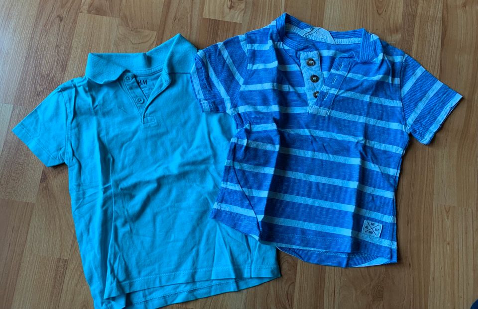 T-Shirts + kurze Hosen/ Sommerkleidung Gr. 92 in Ehrenburg