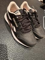 Reebok Classic Größe 40 uk 6,5 us 9 Woman Sneaker Leipzig - Gohlis-Mitte Vorschau