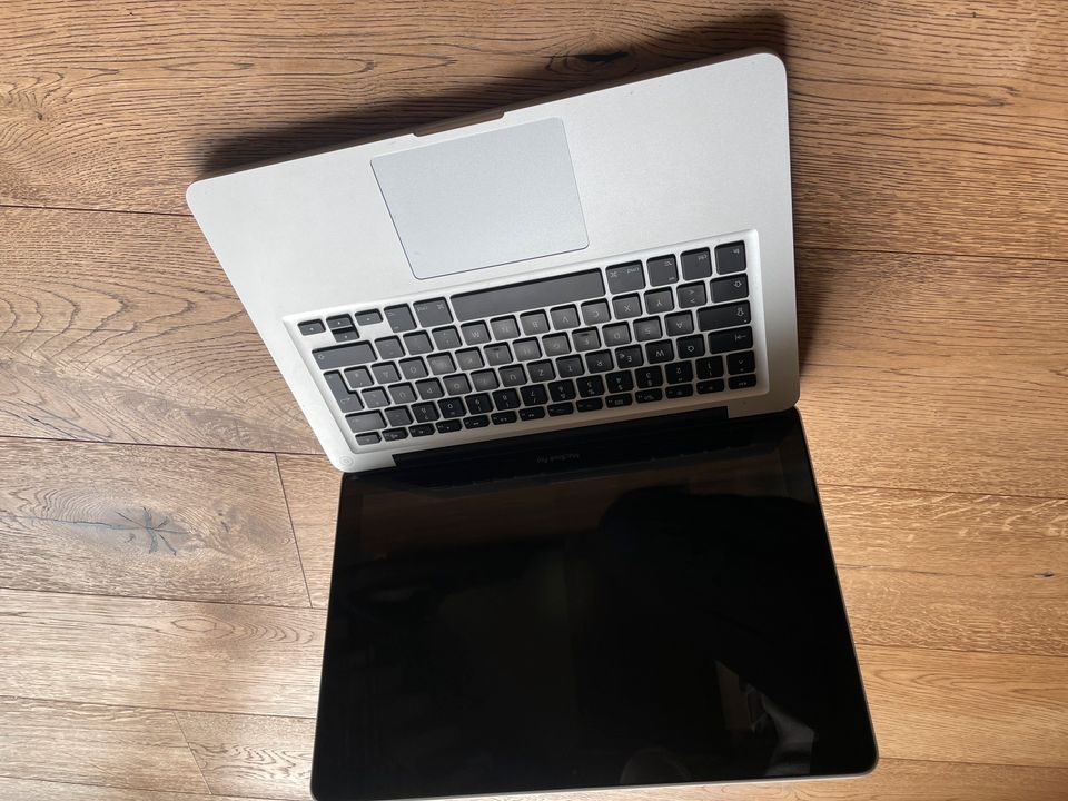 Mac Book pro 13 Zoll in Berlin