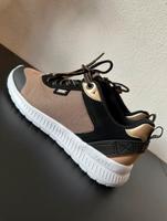 Esprit Sneaker Braun wie Neu Bayern - Viechtach Vorschau