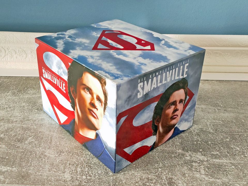 SMALLVILLE KOMPLETTE SERIE 1 - 10 ZSL. BOOKLETS & Bonus Disks in Pfullingen