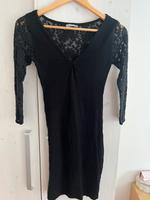 Schwarzes Kleid mit Spitze von Orsay – Größe S Nürnberg (Mittelfr) - Oststadt Vorschau