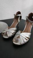 Damenschuhe 44.    mit Absatz Nordrhein-Westfalen - Würselen Vorschau