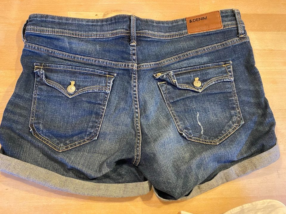***Jeans Shorts / 99% Baumwolle*** in Hamburg