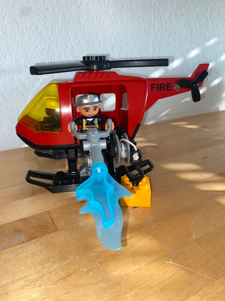 LEGO DUPLO 4967 Feuerwehr Hubschrauber Fire Mann Helikopter Kind in Kaiserslautern