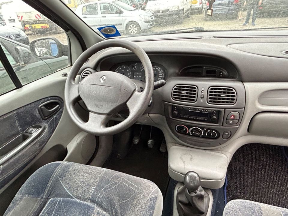 Renault Scenic 1.9 *Klima / AHK* in Rendsburg