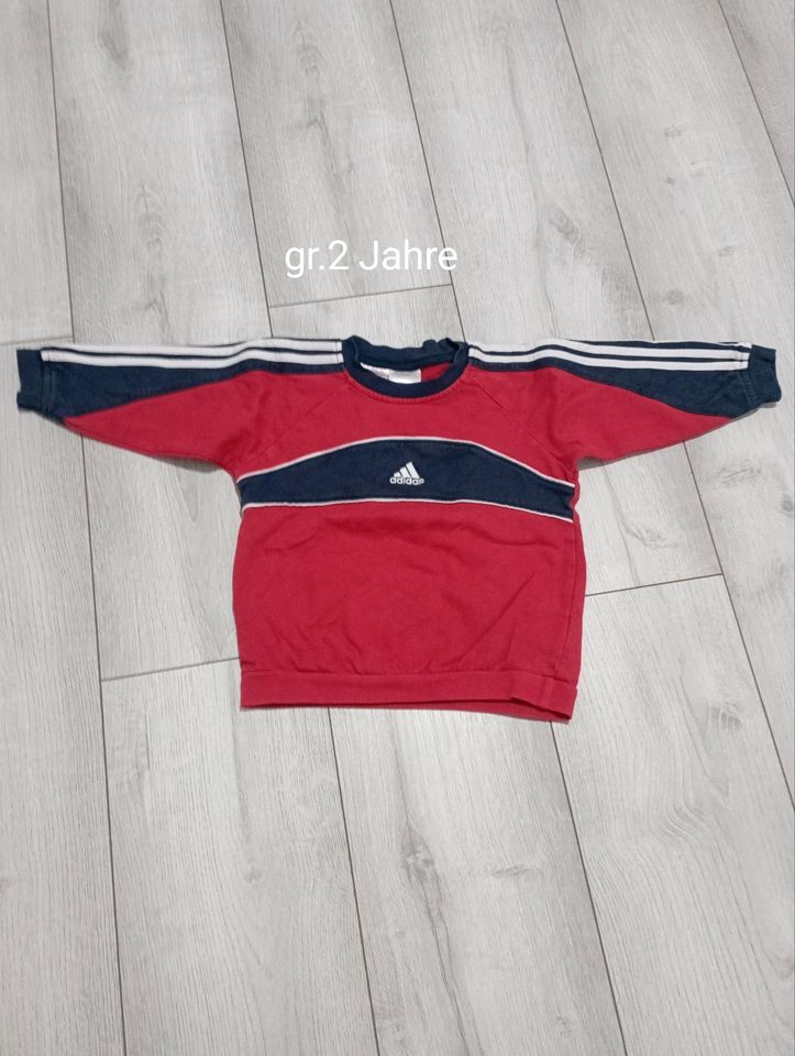 Kinder Adidas Pullover in Achim