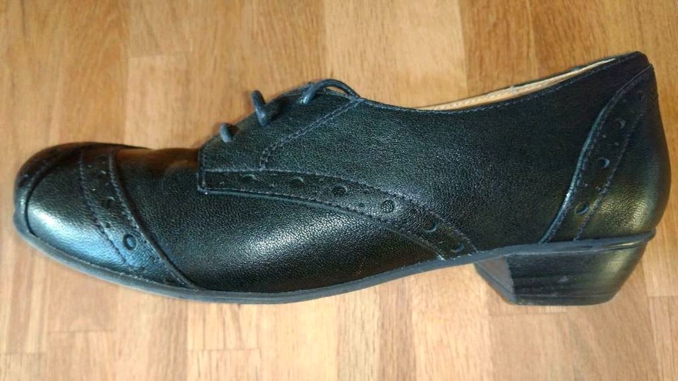 Eleganter Schnürschuh Brako Gr. 39 (NP 99,-€)  neuwertig in Herrstein