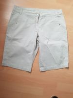 BERMUDA SHORTS IN BEIGE GR. 42 NEUWERTIG Niedersachsen - Hameln Vorschau