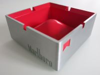 MARLBORO Aschenbecher aus silberfarbenem Metall Berlin - Tempelhof Vorschau