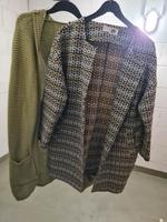 Damen Jacke/ Strickjacke mit kaputze Hessen - Rüsselsheim Vorschau