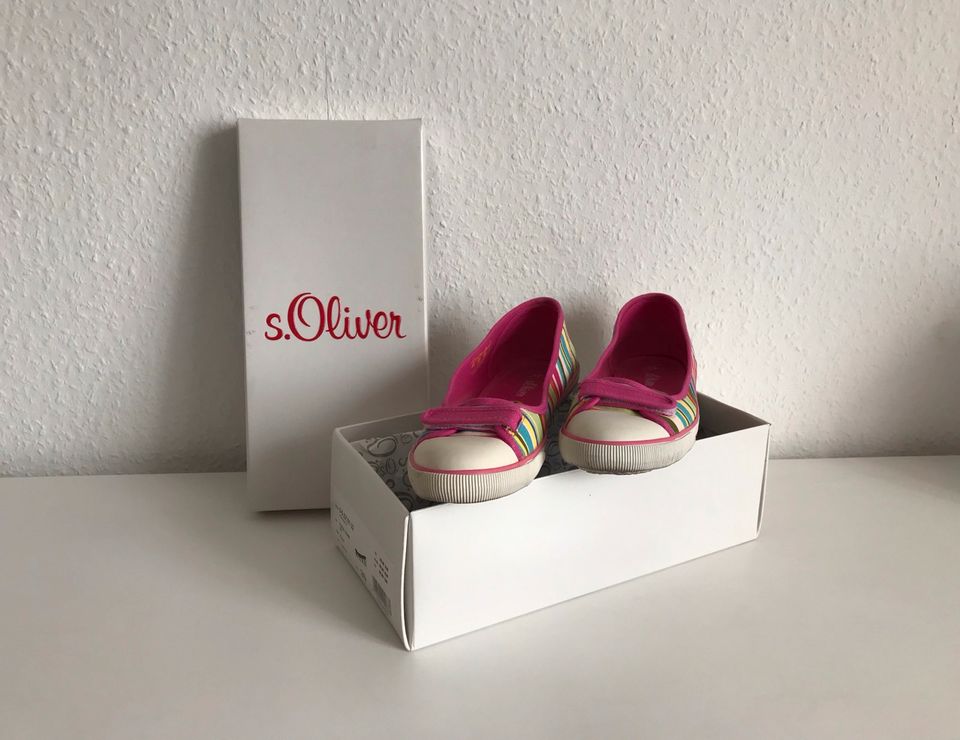 Schuhe Sneaker Halbschuhe Ballerina Esprit & s.Oliver in Oberursel (Taunus)