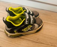 Schuhe Jungen Geox mit Leuchtfunktion Größe 29 Sachsen - Schkeuditz Vorschau