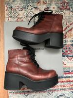 Vagabond Plateau Boots Bordeaux 36 Hannover - Linden-Limmer Vorschau