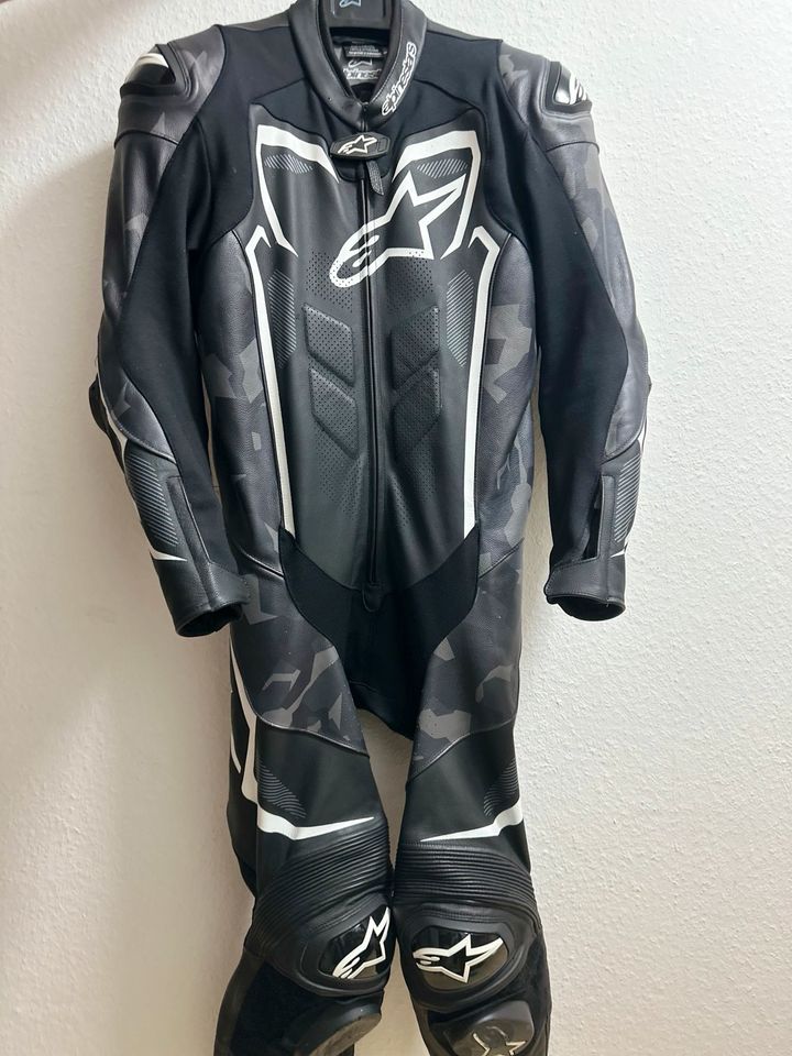 Alpinestars GP Plus Lederkombi Einteiler Größe 50 in Schalkenbach