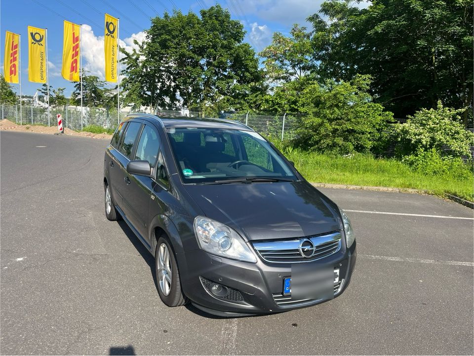 Opel Zafira B 1.8 7 Sitzer in Koblenz