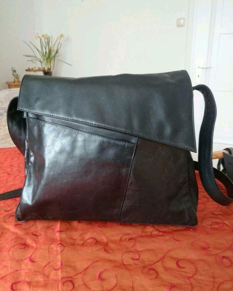 Ledertasche Handtasche,Schultertasch,Markentasche in Lübbecke 