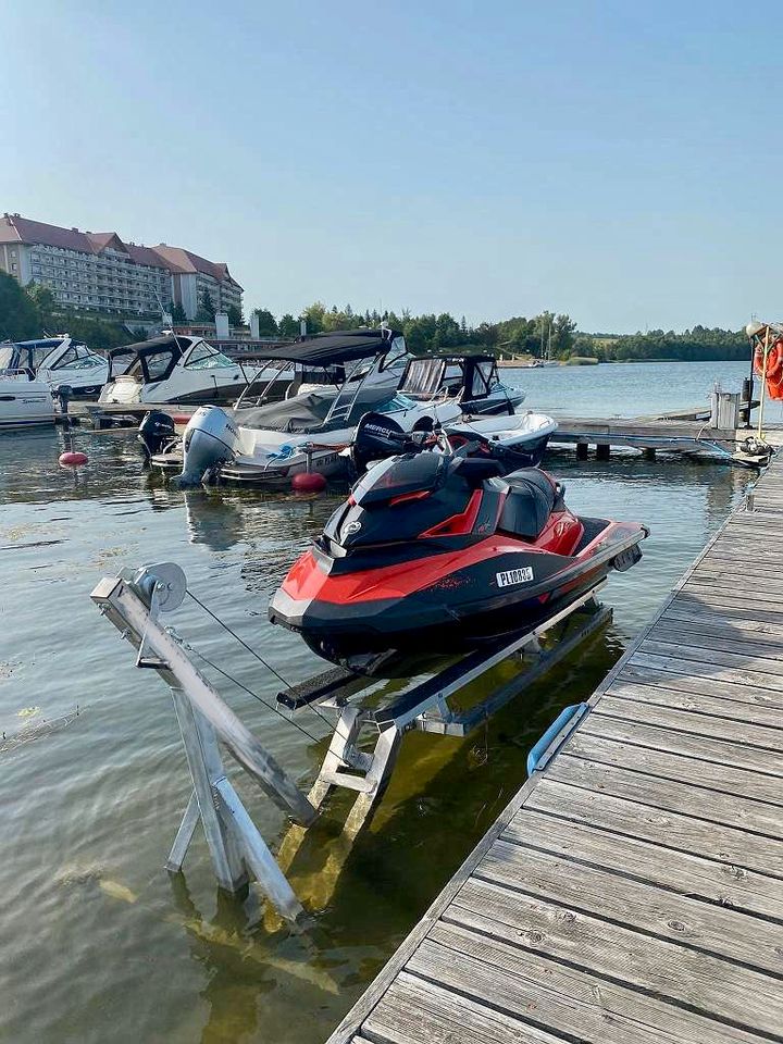 JETSKI ANDOCKER KAWASAKI 70 kg / Belastung 570 kg ALUMINIUM in Celle