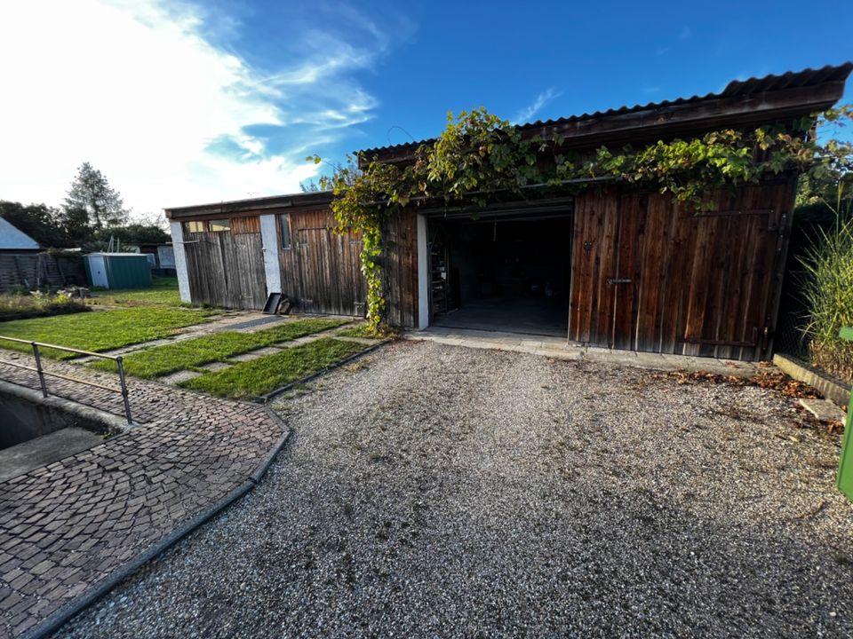 Einfamilienhaus mit großem Garten, zentral und ruhig gelegen in Münchsmünster