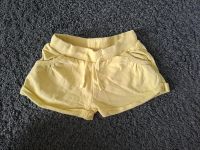 Shorts kurze Hose Gr. 74 / 80 Sachsen - Radebeul Vorschau