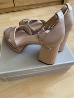 Neue Tamari’s Absatzschuhe beige inkl Versand Bonn - Gronau Vorschau
