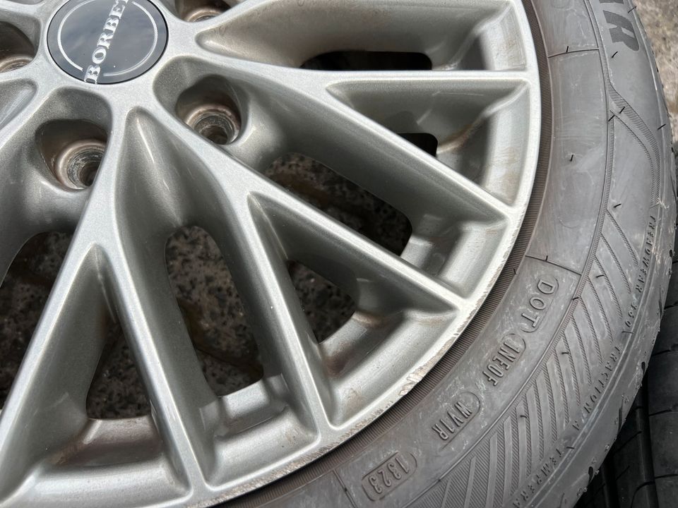 4 Neuwertige Alufelgen auf Sommerreifen für Skoda Audi VW in Offenbach