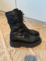 Zign Stiefel Boots 39 Ethno Boho Schnürstiefel Nürnberg (Mittelfr) - Kleinreuth b Schweinau Vorschau