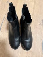 Jana Chelsea Boots schwarz Stiefelette Leder wie neu 39 Bayern - Bad Aibling Vorschau