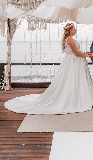 Umstandsbrautkleid in Frankfurt am Main