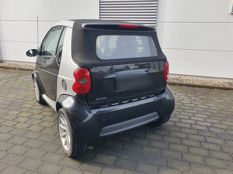 Smart Cabrio Passion  Tüv neu 5 /2026  Motor überholt in Recklinghausen