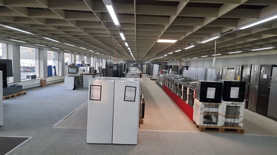 Haushaltsgeräte Kühlschrank Side by Side Einbaukühlschrank Volltaum Gefrier Kühl Schrank in Hainburg