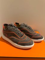HERMÉS Sneaker Grau/Orange 37,5 EU wie neu Original top Zustand Hessen - Dietzenbach Vorschau