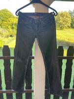 Guess Premium 1981 Strass Jeans Gr.26 Nordrhein-Westfalen - Neuss Vorschau