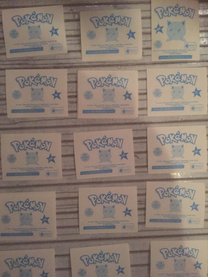 Über 150 Pokemon Sticker 1. + 2. Generation schwarz blau in Bedburg