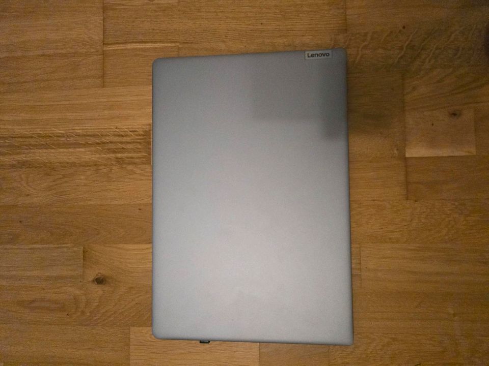 Lenovo Notebook 17 Zoll ,wie neu zu verkaufen. in Bad Krozingen