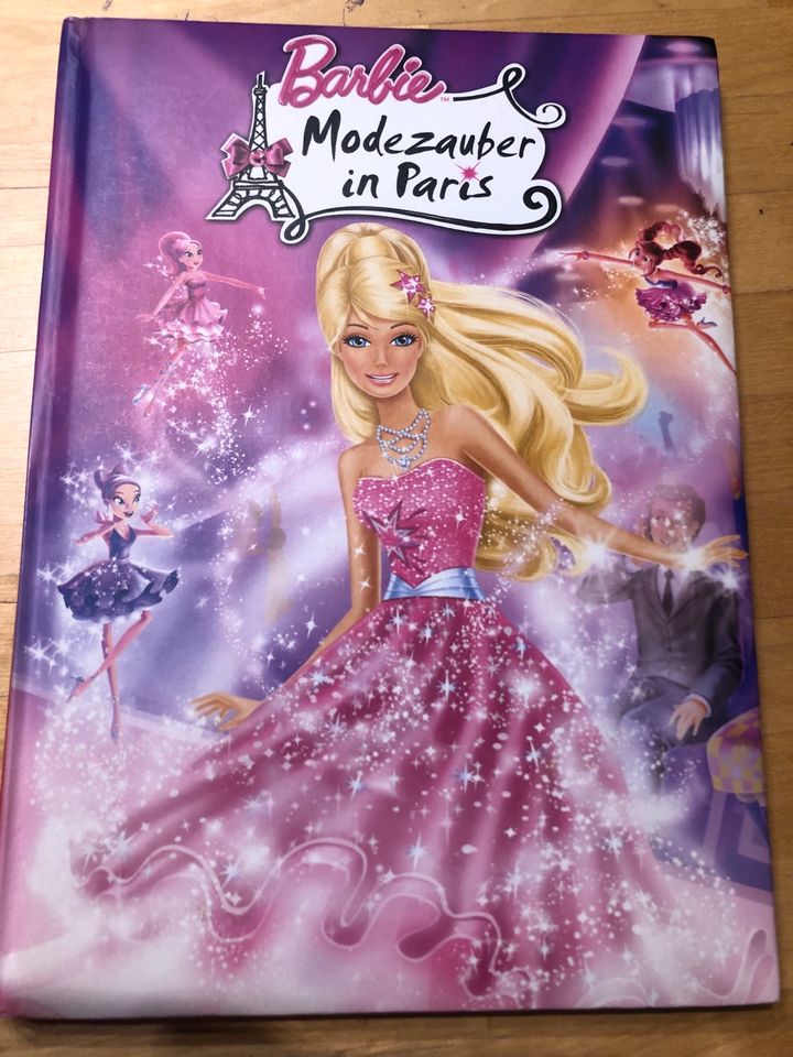 Barbie Buch Modezauber in Paris in Appenweier