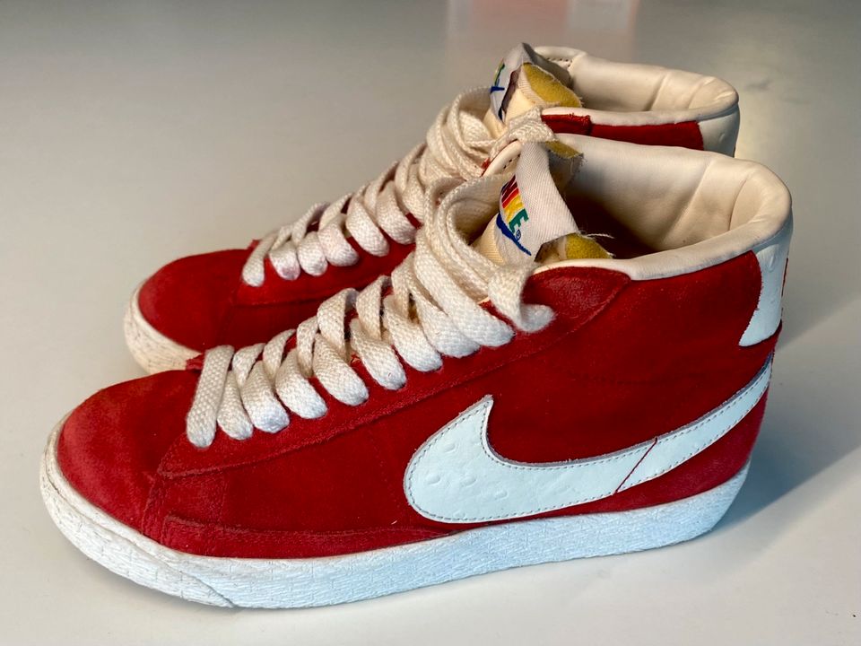 Nike Blazer Mid Premium VNTG QS Gr.36 rot in Sachsen-Anhalt - Halle | eBay  Kleinanzeigen ist jetzt Kleinanzeigen