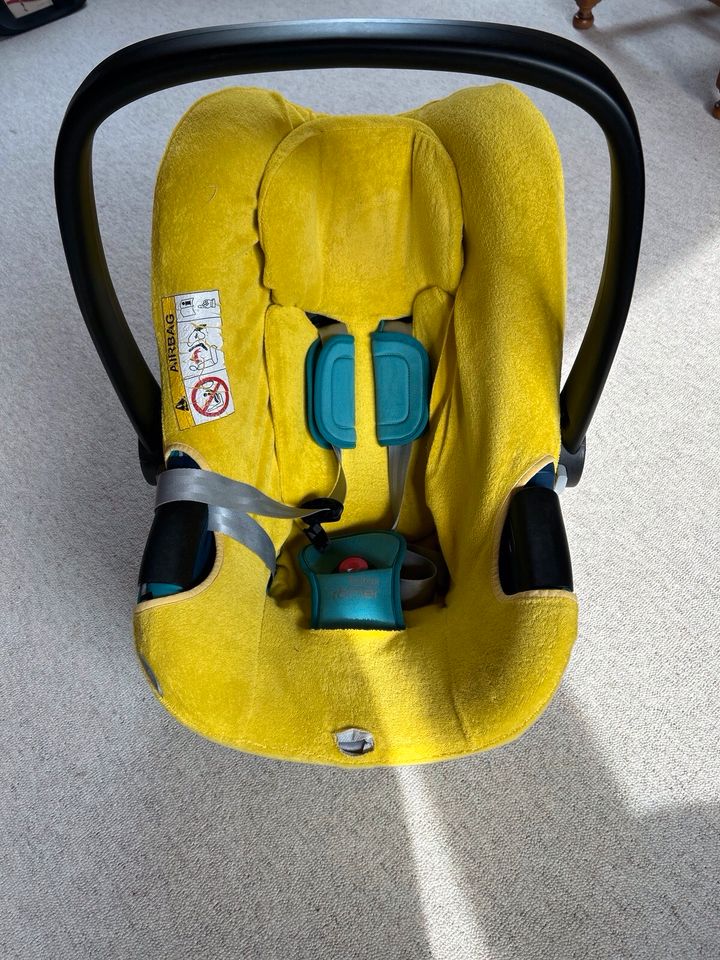 Babyschale Britax Römer Baby-Safe2 i-size mit Flex Base MaxiCosi in Dortmund