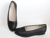 Jenny Luftpolster Damen-Slipper schwarz Echtleder Gr. 39 Berlin - Marzahn Vorschau