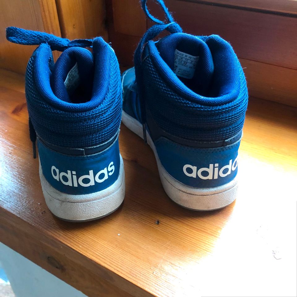 Adidas Sneaker 32 in Ottersberg