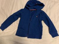 Tommy Hilfiger Jungen Sweatjacke Größe 116 -NEU München - Ramersdorf-Perlach Vorschau